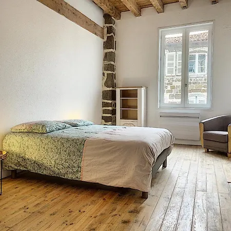 Vakantiehuis Maison Atypique - Centre Historique - Puy En Velay Le Puy-en-Velay